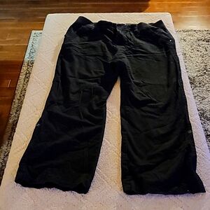 Lee Women's black pants size 16 medium